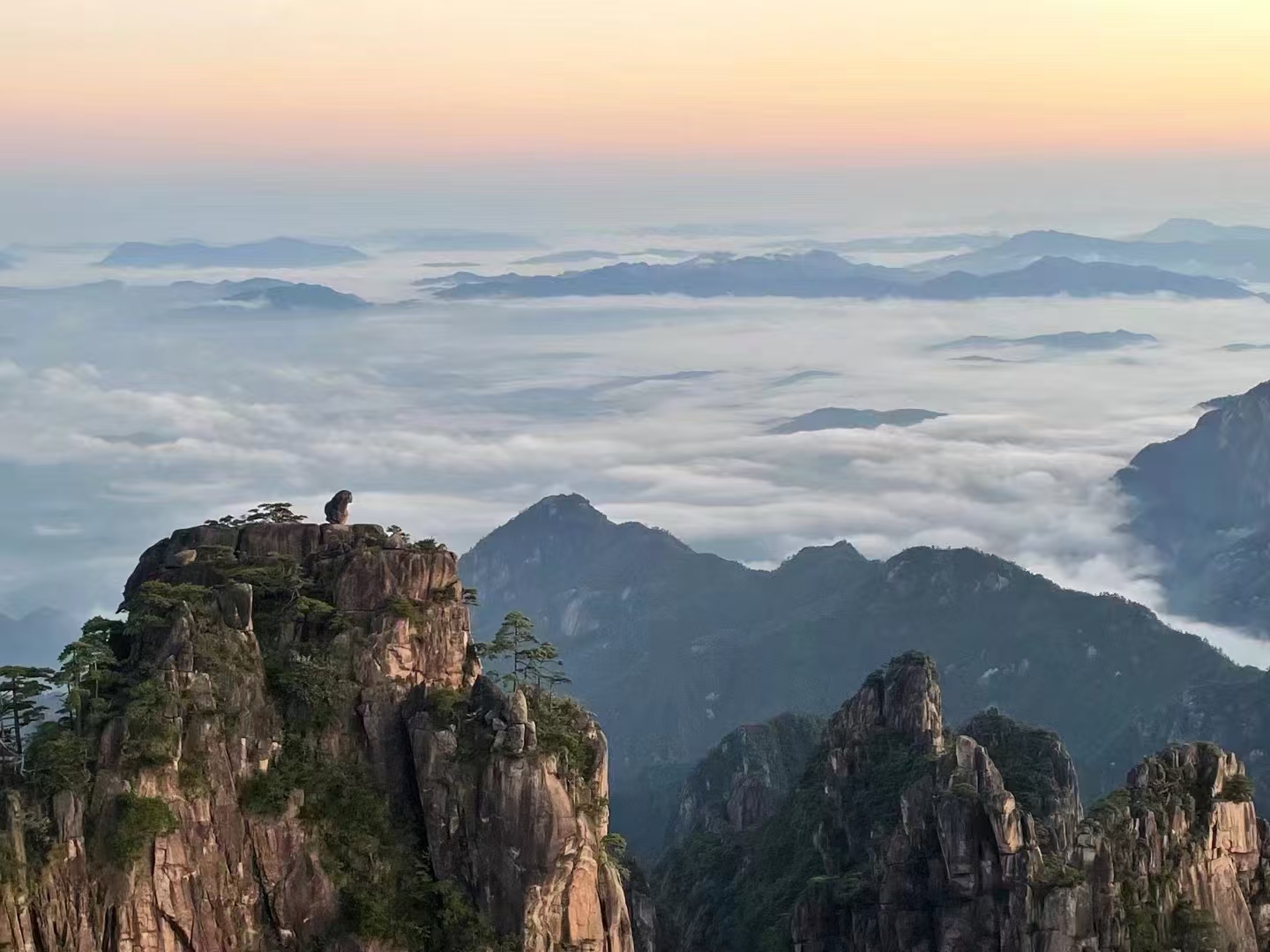 黄山+观日出+日落+西递+宏村+千岛湖+徽州古城纯玩六日游